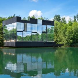 Finest Retreats - The Glass House at The Lakes by Yoo, hotel em Lechlade