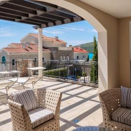 Lustica-Marina GOLD APARTMAN, hotell i Radovići