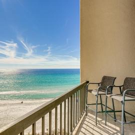 Panama City Beach में, होटल Steps to Shore! PCB Resort Condo w/ Balcony