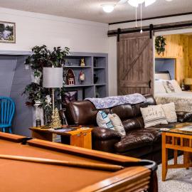 Red Barn Haven-Your romantic getaway to Yosemite, hotel in Oakhurst