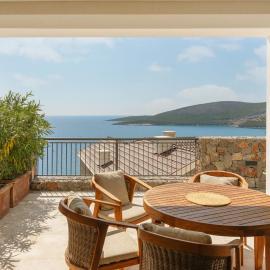 Lustica Bay Marina Village Iris, hotell i Radovići