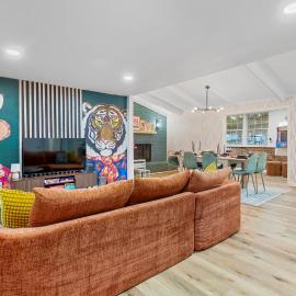 Zoo-Themed Family home near NC Zoo, hotel ad Asheboro