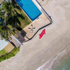 MaNao Beach house near Bangkok, hotel in Haad Chao Samran