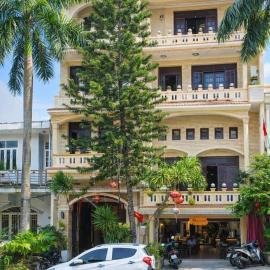 Perfume Homestay Huế
