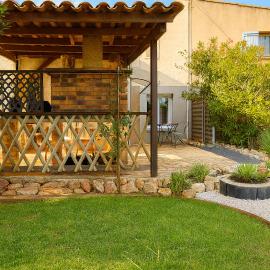 maison à la campagne, hotel in Quinson