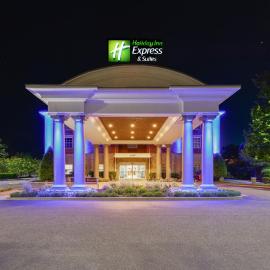 Holiday Inn Express & Suites Williamsburg by IHG, hotel sa Williamsburg