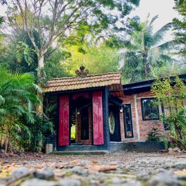 TheArtistsRetreat