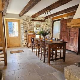 Oustal de Piarelle, hotell i Saint-Jean-du-Bruel