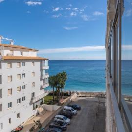 A pie de playa con Ascensor y Workspace By DelucaCo, hotel em Altea