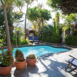 Portview and Brenwin Guesthouse, hotel in Cape Town