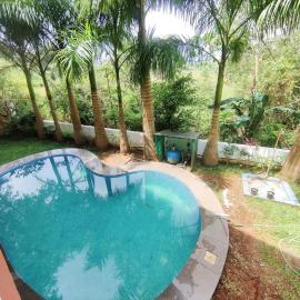 3BHK Villa with Private Pool Near Candolim, hotelli kohteessa Marmagao