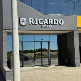 Ricardo Hotel, hotel in Matias Cardoso