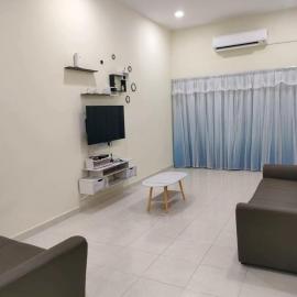 My Homestay Sitiawan - Astronaut Space House 8 Pax, hotel u gradu Sitiavan