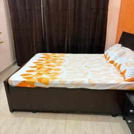 Good Vibes Retreat, hotel u gradu 'Bāgeshwar'