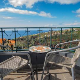 Sunset Star with Sea View, hótel í Calheta