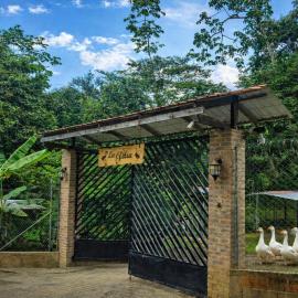 Tu Escapada Ideal con Río Privado, хотел в Darién