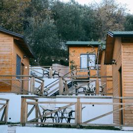 Berat Hill Cabins, hotel sa Berat