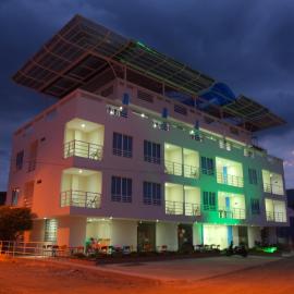 Hotel Oasys Blue, hotel sa Roldanillo