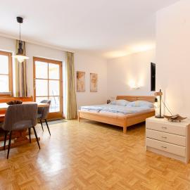 Haus Kurz - Kurz Nadine