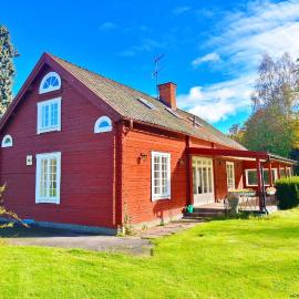Ribbingshof Herrgård - Flygeln, מלון 