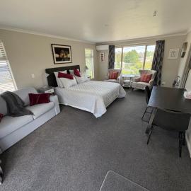 Cambridge Te Awa Rivertrail BnB