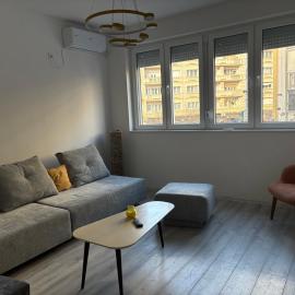 Capital Gate Guest House, hotel in Skopje