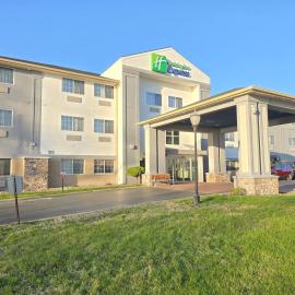 Holiday Inn Express Hotel & Suites-Saint Joseph by IHG, готель у місті Сент-Джозеф