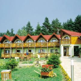 Park Hotel Čingov, מלון בסמיז'אני