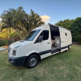 VW Crafter - Wendy - Off-Grid-Sleeps 3 - Beach Ready, hotelli kohteessa Point Lookout