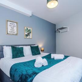 Spacious 6-Bedroom Central Blackpool, готель у місті Блекпул