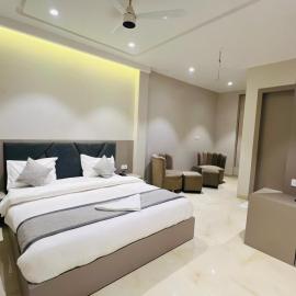 Hotel Airport Highway Suitable for Family and Business Travellers