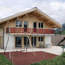 Bergchalet mit Panoramablick nahe Brienz, отель в городе Аксальп