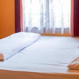 Viesnīca Bromo Indah Lestari Homestay Mitra RedDoorz pilsētā Pasuruana