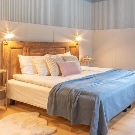 Alice Backyard Holiday Home - Apartments, Rooms & Exclusive Cave Saunas, hotel em Pärnu