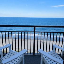 Heated Pools, Heated lazy river, 3 hot tubs-Privately owned Oceanfront renovated condo on 12th floor
