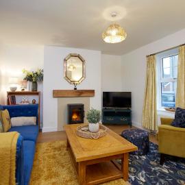 Charming two-bed cottage in rural Wolds village