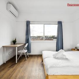 Peaceful Double Room Near Parks & Transit - Shared Bathroom and Kitchen