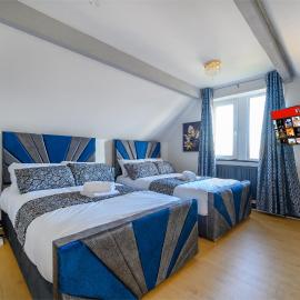 F14GH - Stylish Apartment in Green Hill House