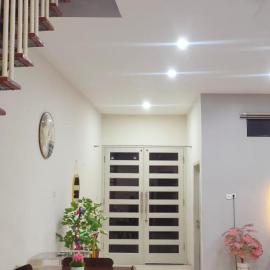 Nimo's House, hotel in Sukabumi