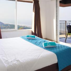 Agastya Sea View Resort & Spa, hotel din Harnai