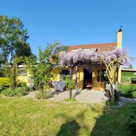 Authentic Country House By Nakskov Fjord, хотел в Harpelunde