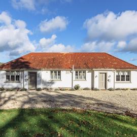 Dumbarnie East Cottage