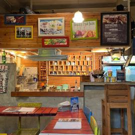Shelter Hostel Malang, hotell i Malang