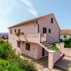 Apartment Lavcevic