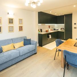 2BR Garden Flat Near Richmond & Stadium