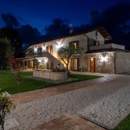 Family Farm Agriresort, hotel v destinácii Vairano Patenora