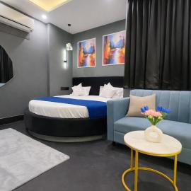 The Boutique Studio Near Green Park Delhi- By ACESTAYZ