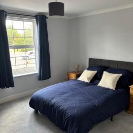 One Bedroom Flat in Hersham, hotel v destinácii Hersham