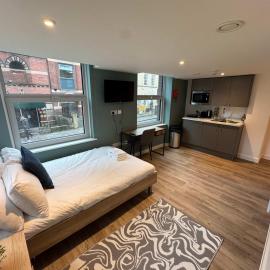 Studio Flat Close to Queen Square - Flat 2B