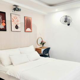Khách Sạn Diamond Hotel Văn Giang Hưng Yên, Hotel in Cửu Cảo